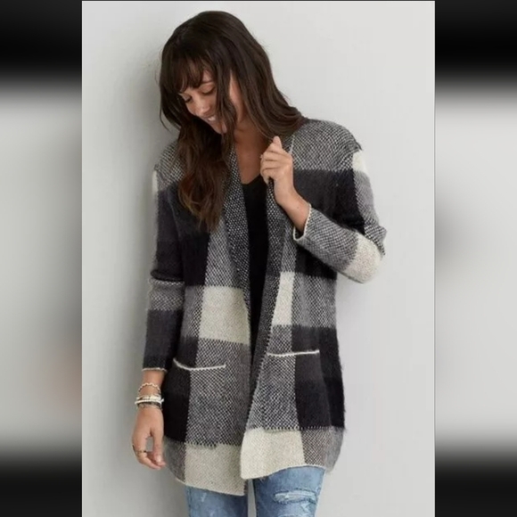 American Eagle Outfitters Oversized Plaid Cardigan Sweater Coat XS-S - Picture 1 of 5